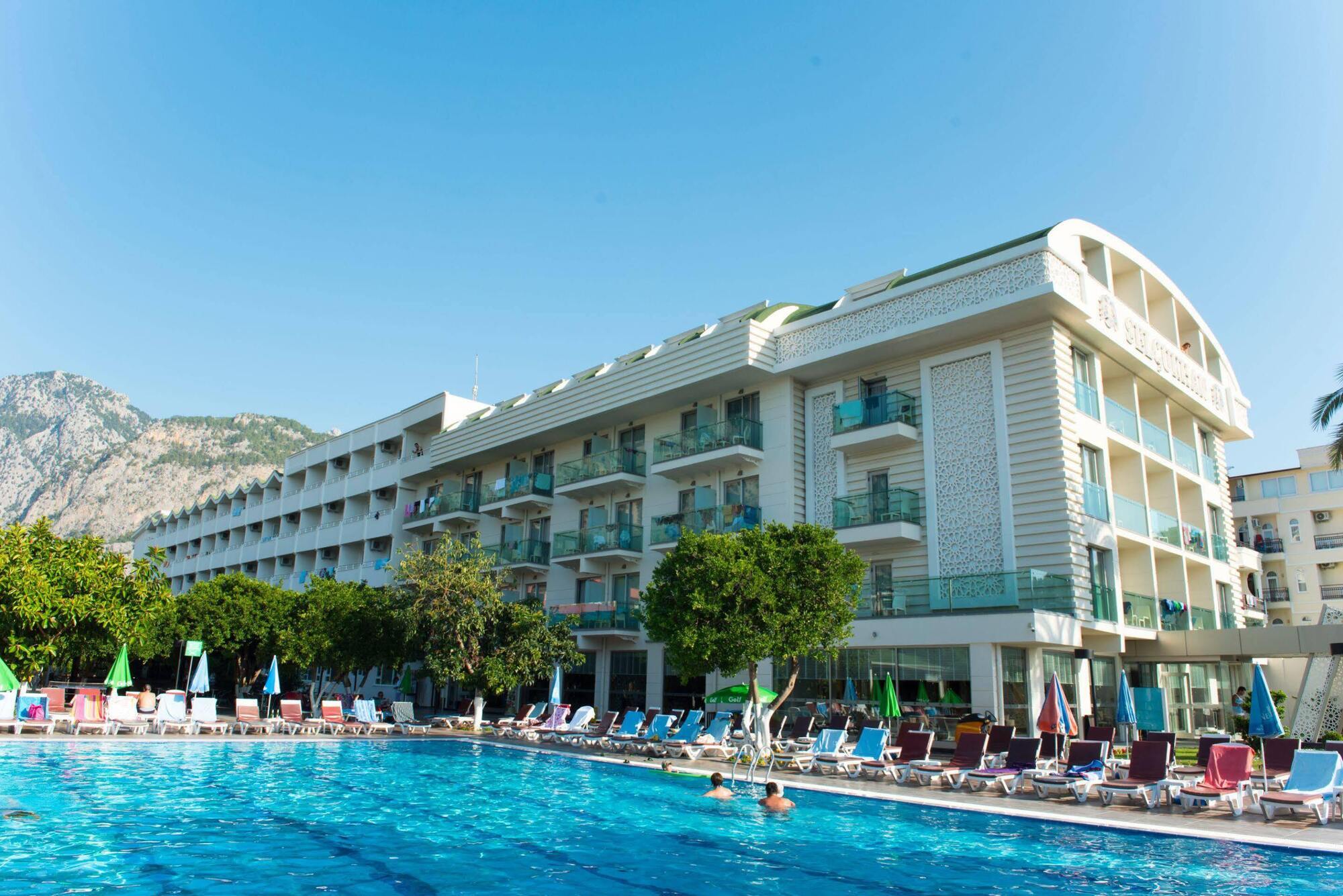 Selcukhan Hôtel 4*